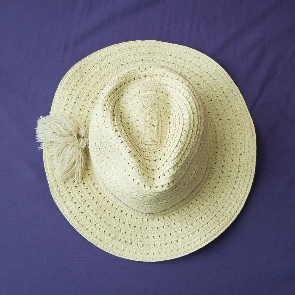 Summer hat 💛🧡